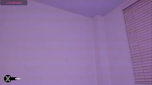 im eli1 online show from 10/19/25, 02:58