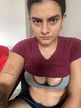 carlafox05 online show from 05/26/26, 02:04
