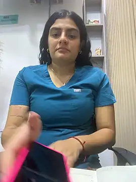 carlafox05 online show from 06/01/26, 02:39