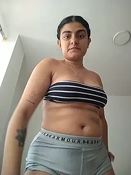 carlafox05 online show from 02/06/26, 04:03