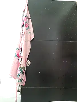 Yuli Mars online show from 10/27/25, 04:19