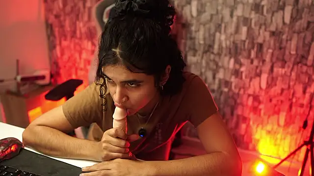 bonniie 98  online show from 03/24/26, 03:28