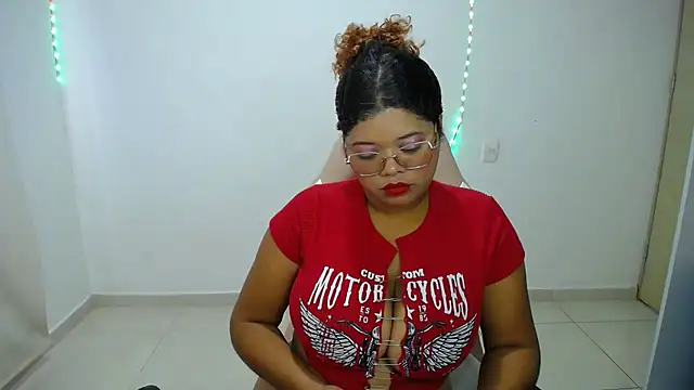 natalietits1 online show from 12/03/25, 05:45