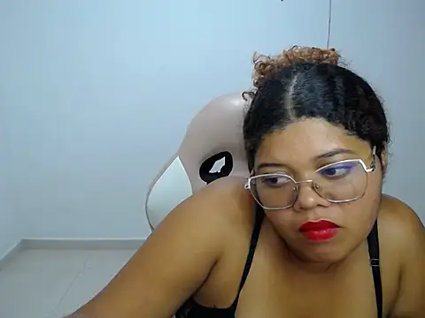 natalietits1 online show from 12/05/25, 05:28