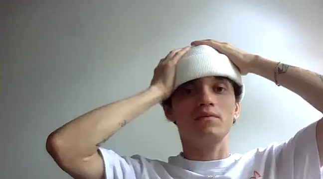 santihot089 online show from 03/20/25, 07:14