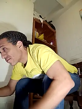 Snapshot of psycodelicus chatting on 11/28/25, 04:12 psycodelicus online show from 11/28/25, 04:12