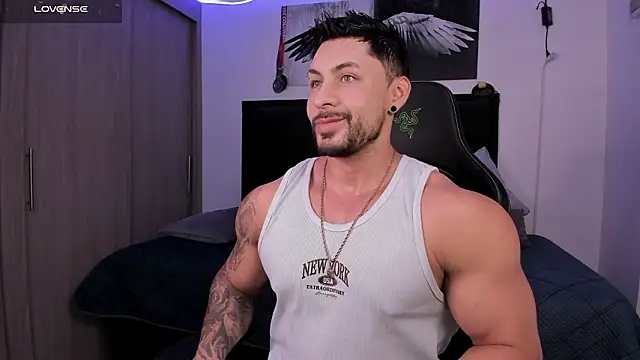 santi aesthetic online show from 02/10/26, 01:59