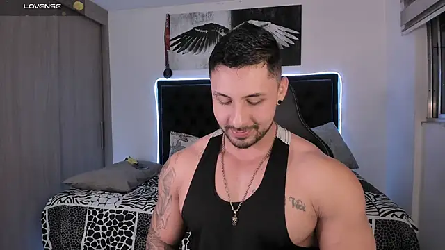 santi aesthetic online show from 06/12/26, 01:36