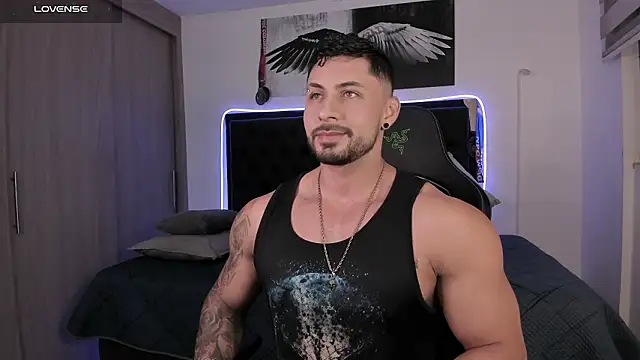 santi aesthetic online show from 03/15/26, 01:23