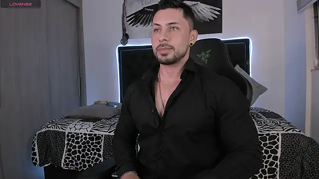 santi aesthetic online show from 05/31/26, 02:39