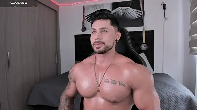 santi aesthetic online show from 11/26/25, 08:20