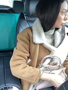 Anna Nobel online show from 11/18/25, 09:12