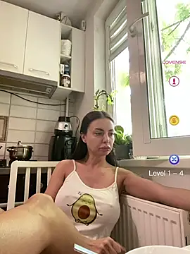 Snapshot of Anna_Nobel chatting on 07/07/26, 05:43 Anna Nobel online show from 07/07/26, 05:43