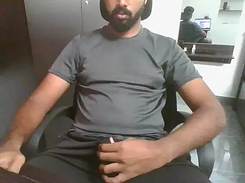 Periyakunji69 online show from 10/13/25, 04:25