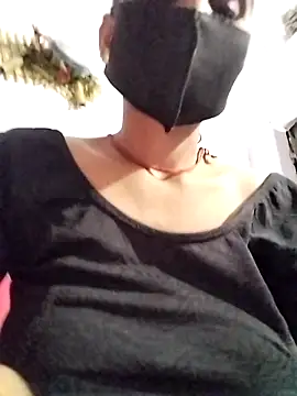 Snapshot of Soniy-Maax chatting on 02/11/26, 04:51 Soniy-Maax online show from 02/11/26, 04:51