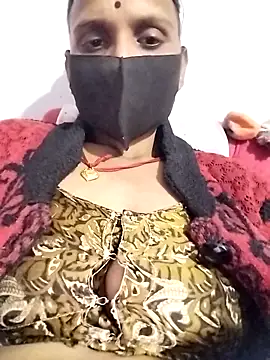 Snapshot of Soniy-Maax chatting on 02/04/26, 02:34 Soniy-Maax online show from 02/04/26, 02:34