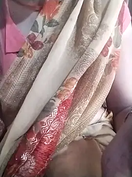 Snapshot of Soniy-Maax chatting on 02/16/26, 08:46 Soniy-Maax online show from 02/16/26, 08:46