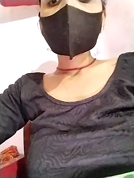 Snapshot of Soniy-Maax chatting on 02/24/26, 08:48 Soniy-Maax online show from 02/24/26, 08:48