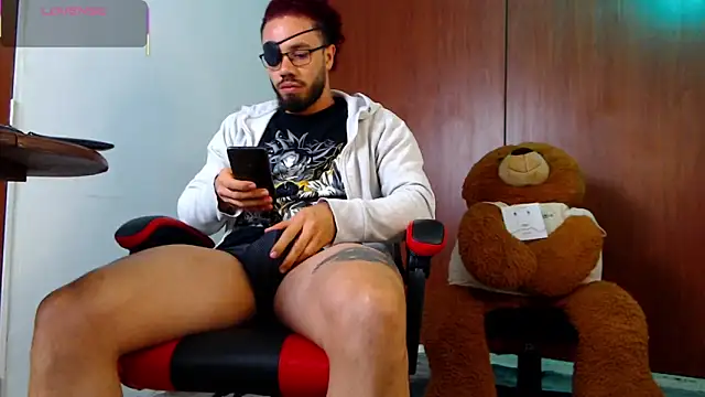Snapshot of pirata_fitness chatting on 09/09/25, 08:24 pirata fitness online show from 09/09/25, 08:24