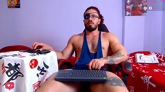Snapshot of pirata_fitness chatting on 10/14/25, 12:06 pirata fitness online show from 10/14/25, 12:06
