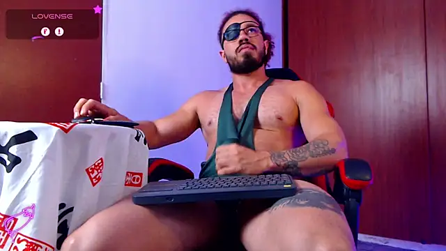 pirata fitness online show from 11/11/25, 10:10