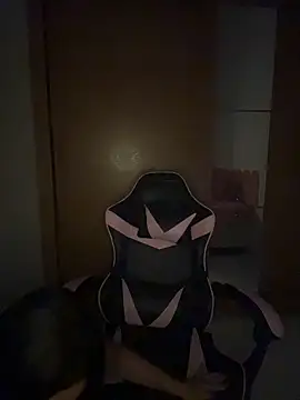 Manu 2002  online show from 03/04/26, 02:30