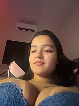 Manu 2002  online show from 03/25/26, 03:17