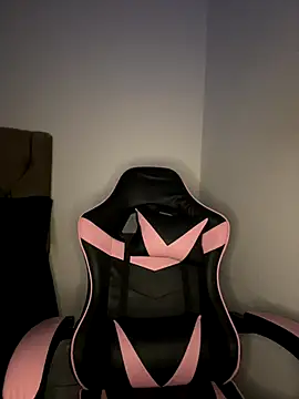 Manu 2002  online show from 09/28/25, 12:06