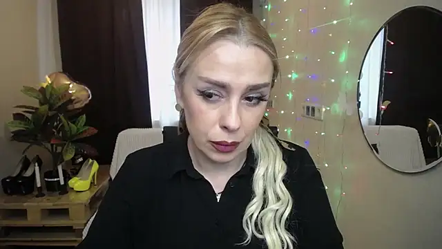 KatrinaCharm online show from 03/22/25, 01:19