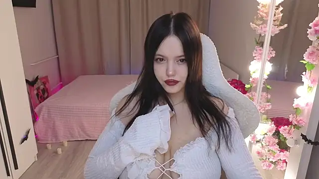 Betty  Davvis online show from 10/27/25, 01:01