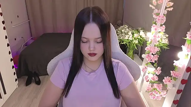 Betty  Davvis online show from 02/17/26, 02:14