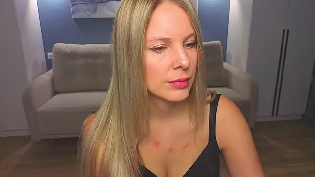 Snapshot of MelanieBennett chatting on 01/13/26, 06:17 MelanieBennett online show from 01/13/26, 06:17