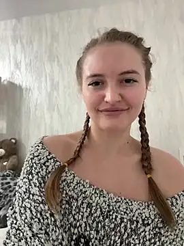 TesssaHart online show from 03/02/26, 09:00