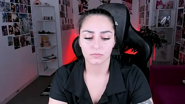 ValeriiMills online show from 01/15/26, 02:42