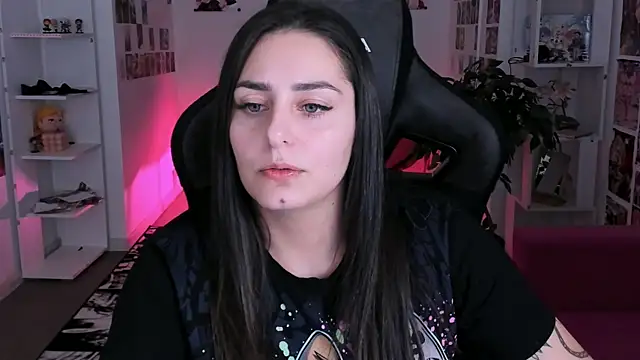 ValeriiMills online show from 01/12/26, 02:35