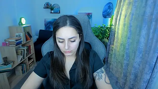 ValeriiMills online show from 03/12/26, 09:41