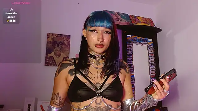 SharaRoss1 online show from 06/04/26, 03:00