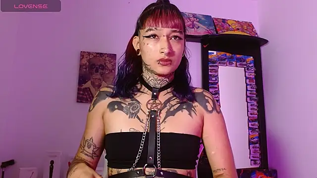 SharaRoss1 online show from 05/16/26, 03:49