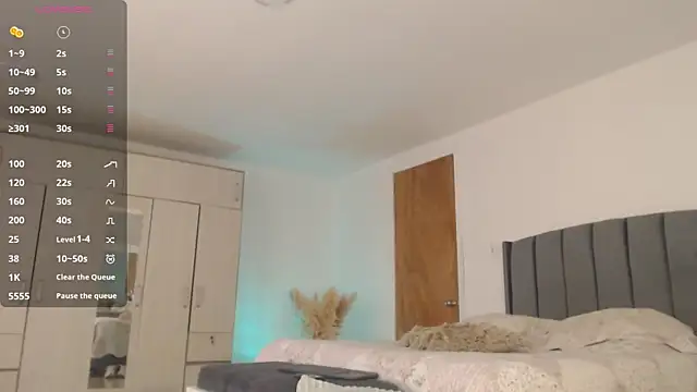 emily bennett online show from 09/23/25, 06:15