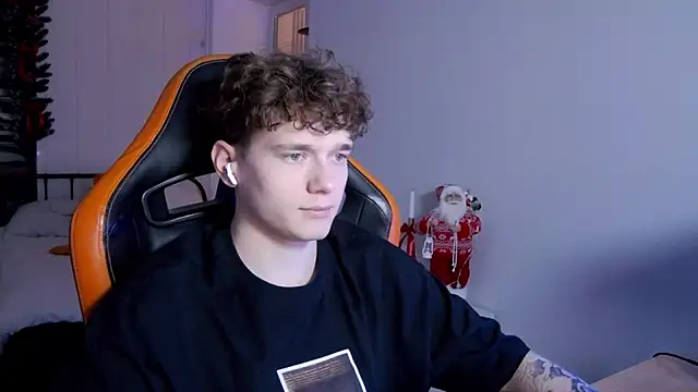 DanyDavis online show from 12/05/25, 03:32