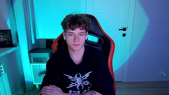 DanyDavis online show from 01/16/26, 01:37