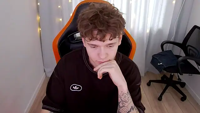 DanyDavis online show from 04/09/26, 09:26