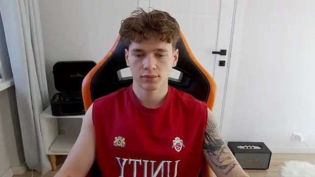 DanyDavis online show from 03/23/26, 06:46