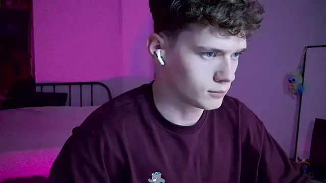 DanyDavis online show from 09/17/25, 08:44