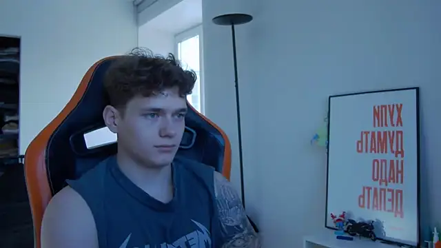 DanyDavis online show from 10/10/25, 08:26