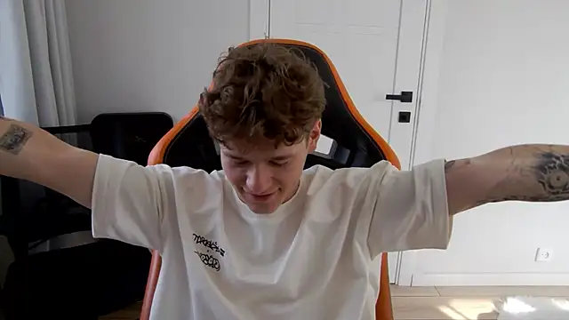 DanyDavis online show from 03/27/26, 08:22