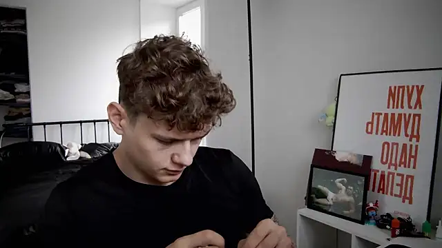 DanyDavis online show from 09/24/25, 08:21