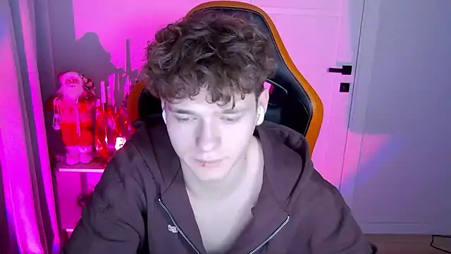 DanyDavis online show from 01/07/26, 02:33