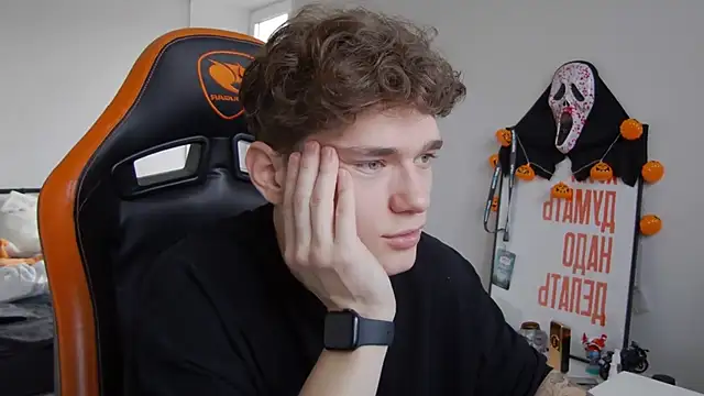 DanyDavis online show from 11/04/25, 10:08