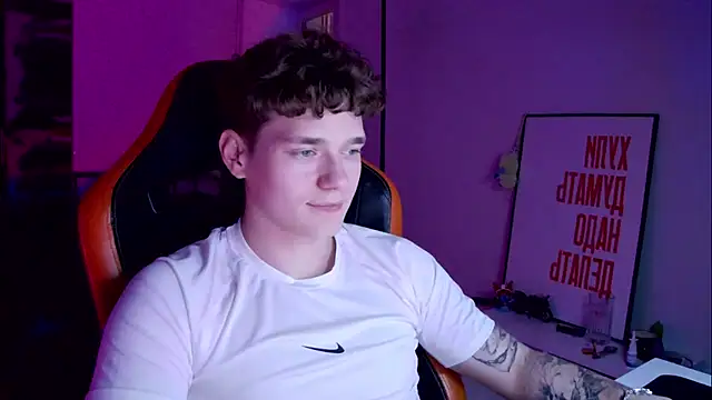 DanyDavis online show from 10/04/25, 07:26